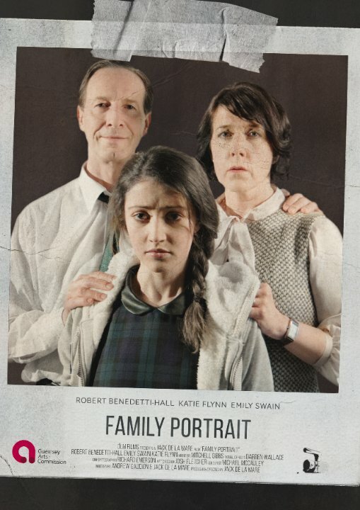 Family Portrait (2014) постер