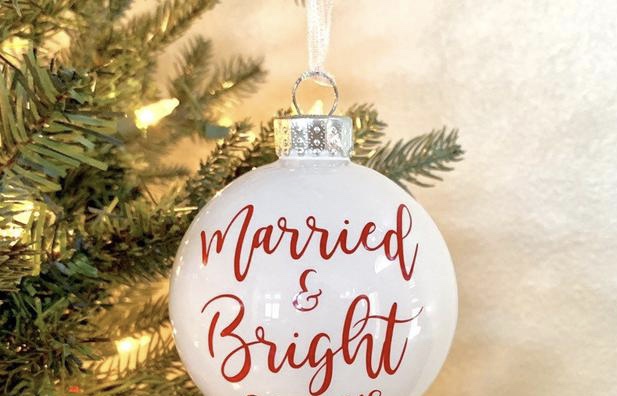 Married & Bright (2020) постер